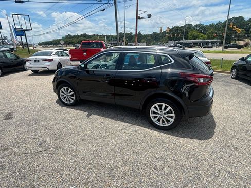 Used 2022 Nissan Rogue Sport SV w/ Technology Package AWD/4WD image 18
