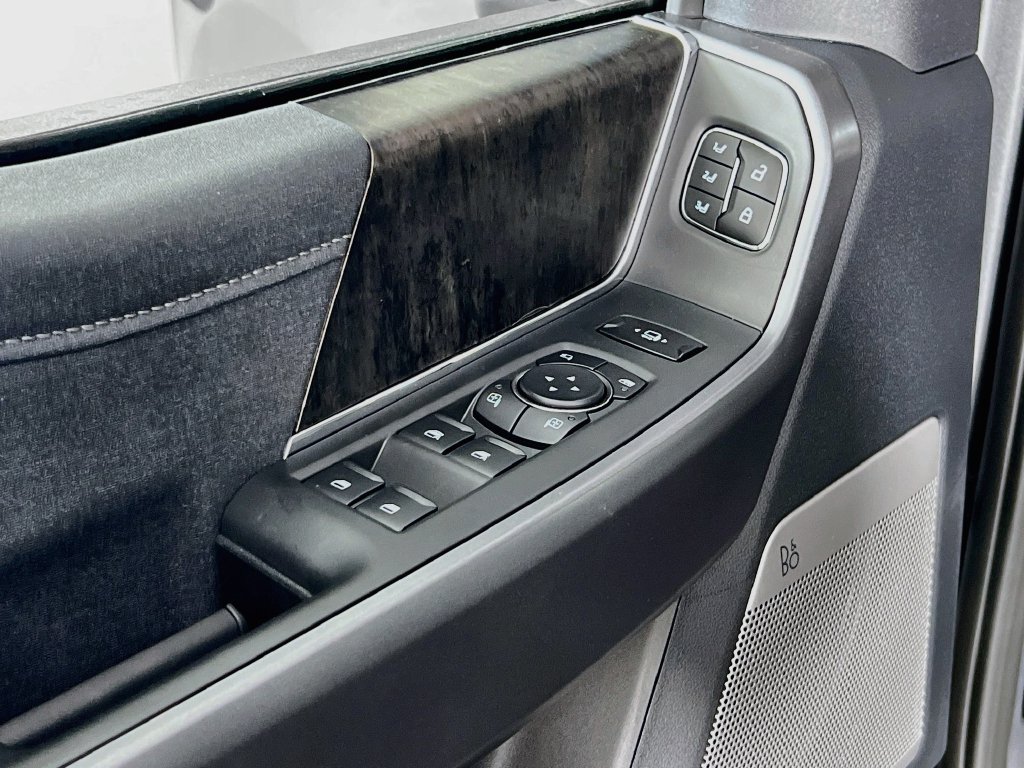 New 2027 Ford F350 Lariat w/ Lariat Ultimate Package AWD/4WD image 12