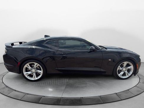 Used 2019 Chevrolet Camaro SS RWD image 6