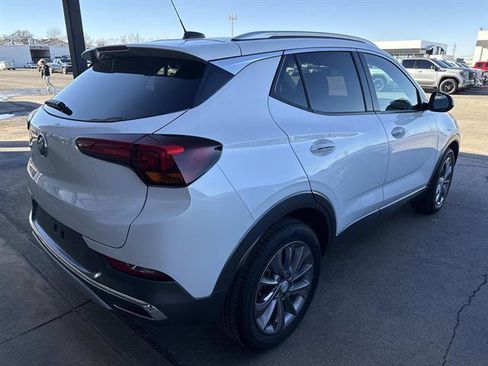 Used 2023 Buick Encore GX Essence w/ Experience Buick Package image 4