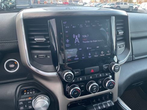 Used 2019 RAM 1500 Laramie AWD/4WD image 14