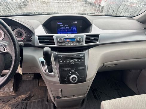 Used 2012 Honda Odyssey EX image 10