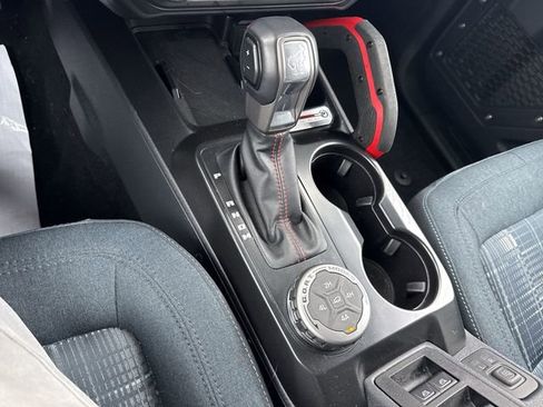 Used 2025 Ford Bronco Heritage Edition AWD/4WD image 23