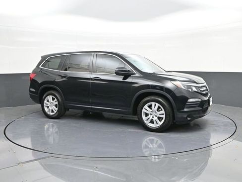 Used 2018 Honda Pilot LX image 17