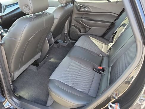 Used 2024 Chevrolet Trax LT FWD image 22