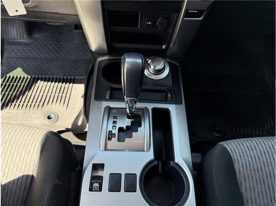 Used 2021 Toyota 4Runner SR5 AWD/4WD image 24