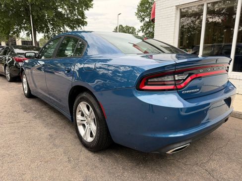Used 2021 Dodge Charger SXT w/ Leather Interior Group RWD image 7