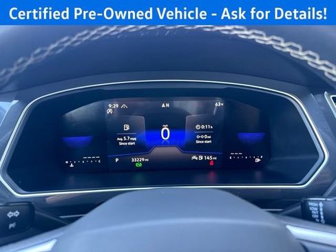 Certified 2024 Volkswagen Tiguan SE AWD/4WD image 11
