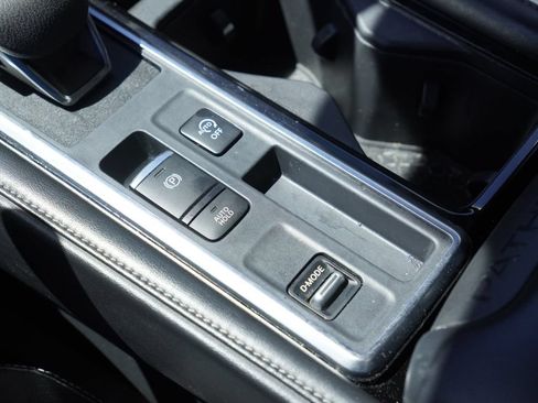 Used 2022 Nissan Pathfinder SL w/ SL Premium Package FWD image 19