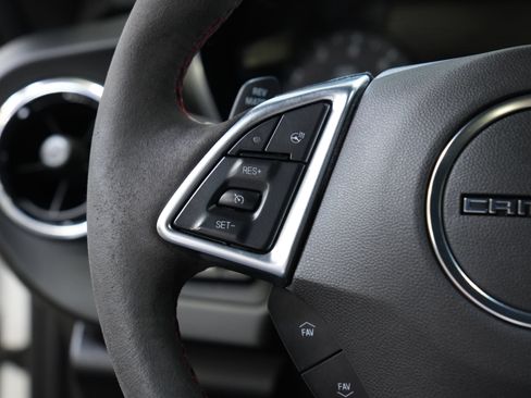 Used 2018 Chevrolet Camaro ZL1 RWD image 35