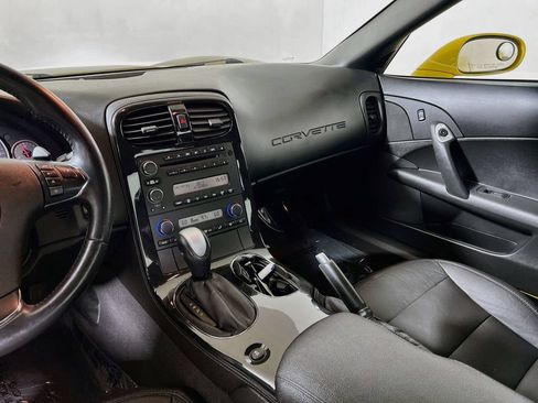Used 2013 Chevrolet Corvette Coupe RWD image 19