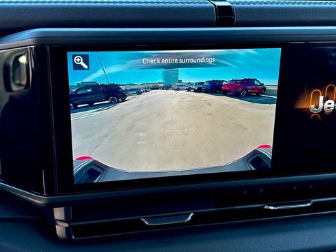 New 2026 Jeep Gladiator Rubicon w/ Safety Group image 13