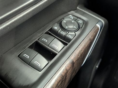 Used 2020 GMC Sierra 2500 Denali w/ Denali Ultimate Package image 25