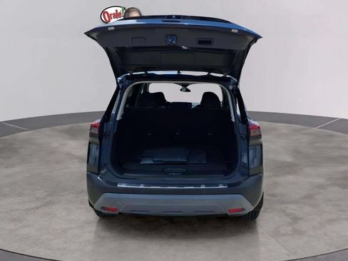 Used 2022 Nissan Rogue SV FWD image 18