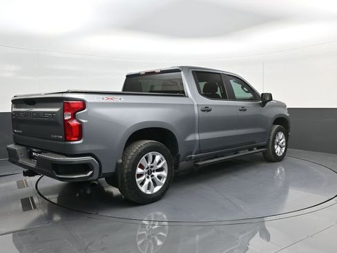 Used 2021 Chevrolet Silverado 1500 Custom image 7