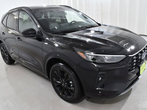 New 2025 Ford Escape ST-Line Elite w/ Premium Technology Package image 5