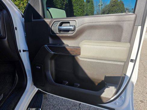 Used 2019 GMC Sierra 1500 SLT w/ SLT Premium Plus Package image 38