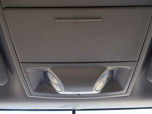 Used 2015 Dodge Grand Caravan American Value Package w/ UConnect Hands-Free Group image 13