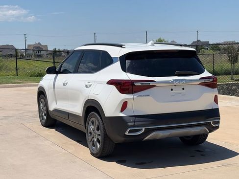 Used 2023 Kia Seltos S FWD image 7