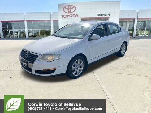 Used 2006 Volkswagen Passat 2.0T FWD image 7