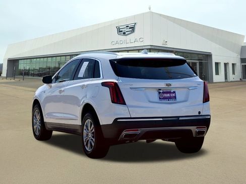 Used 2021 Cadillac XT5 Premium Luxury image 4
