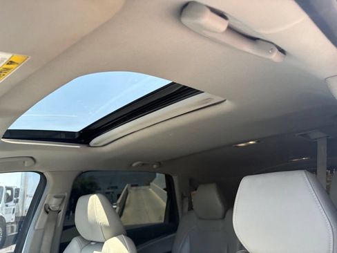 Used 2019 Acura MDX FWD image 11