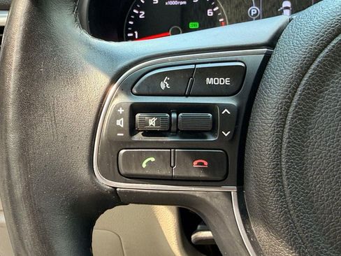 Used 2016 Kia Optima EX FWD image 39