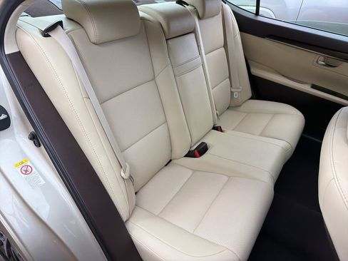 Used 2017 Lexus ES 350 image 24