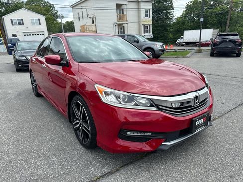 Used 2016 Honda Accord Sport image 5