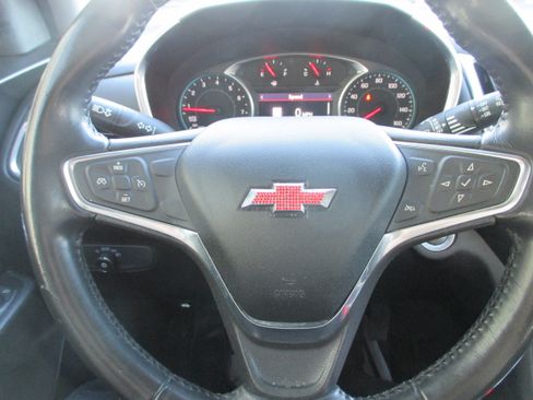 Used 2019 Chevrolet Equinox LT image 24