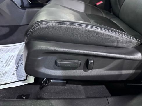 Used 2018 Honda Clarity Touring image 11