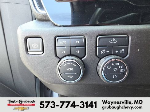 Used 2024 Chevrolet Silverado 1500 RST w/ Z71 Off-Road Package AWD/4WD image 21