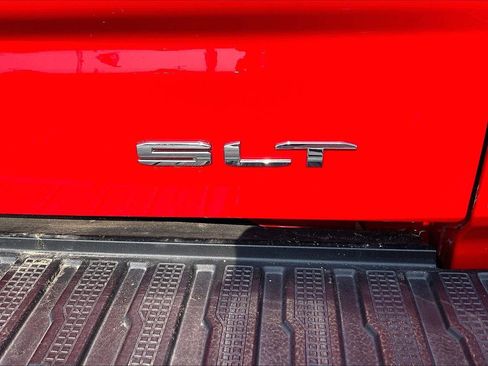Used 2020 GMC Sierra 1500 SLT w/ SLT Premium Package AWD/4WD image 8