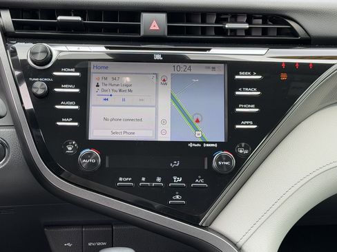 Used 2020 Toyota Camry XSE w/ Driver Assist Package FWD image 17