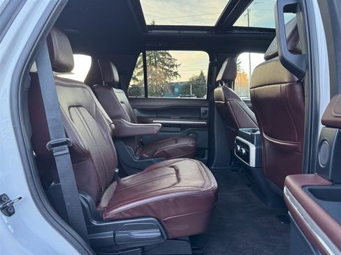 Used 2022 Ford Expedition Limited AWD/4WD image 20