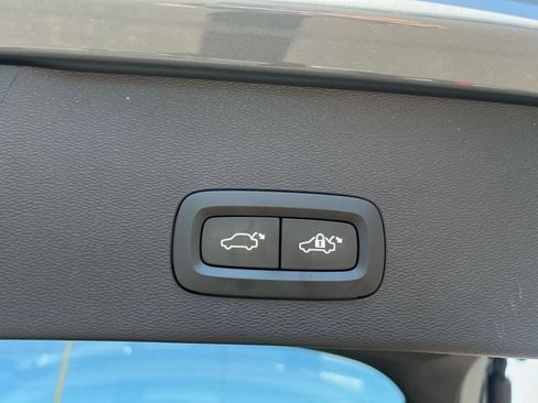 Certified 2023 Volvo C40 P8 Recharge Ultimate AWD/4WD image 29
