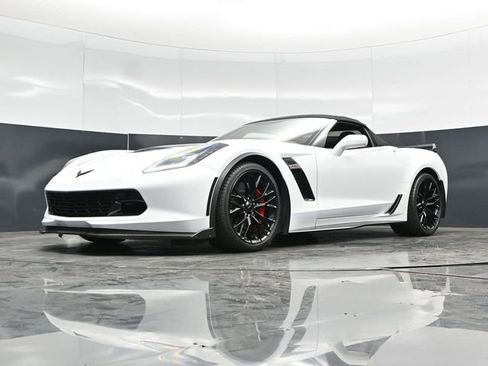 Used 2019 Chevrolet Corvette Z06 RWD image 47