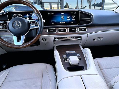 Used 2020 Mercedes-Benz GLE 450 4MATIC image 15