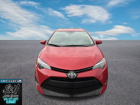 Used 2017 Toyota Corolla LE FWD image 3