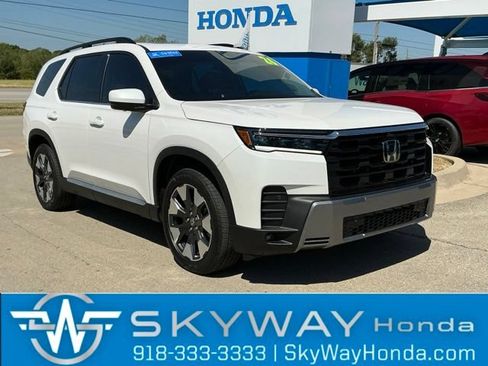 Certified 2026 Honda Pilot Elite image 1