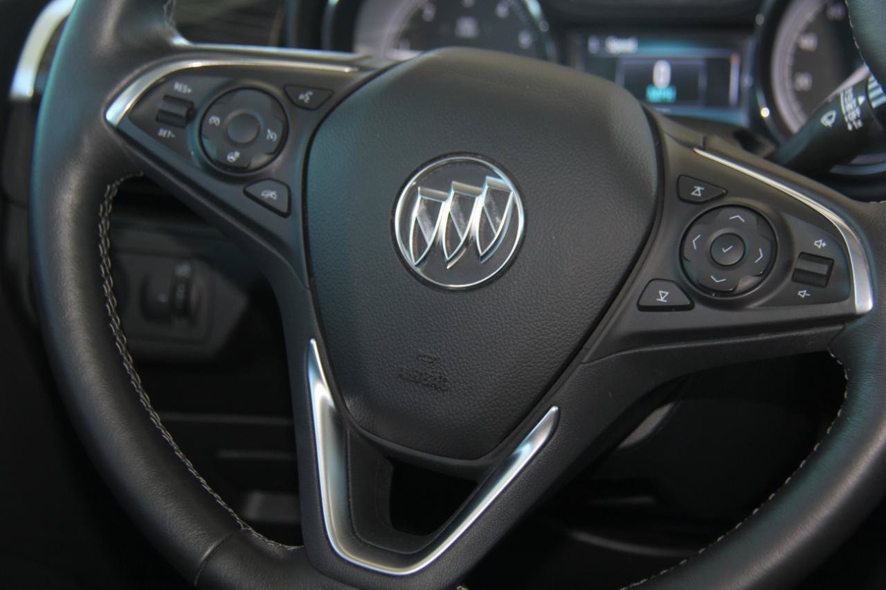 Used 2020 Buick Envision Essence w/ Experience Buick Package FWD image 13