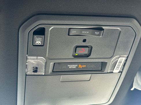 New 2026 Toyota Tundra SR5 AWD/4WD image 33