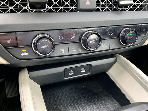 Used 2023 Honda Accord EX image 31
