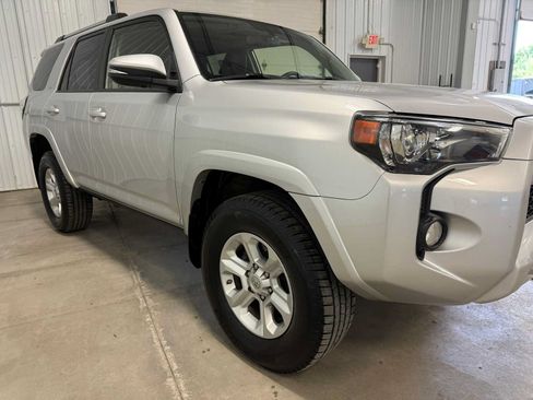 Used 2019 Toyota 4Runner SR5 Premium AWD/4WD image 10