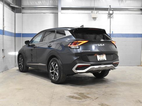 Used 2024 Kia Sportage EX FWD image 26