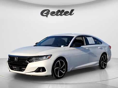 Used 2021 Honda Accord Sport image 2