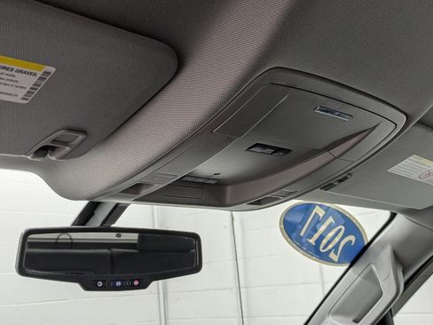 Used 2017 GMC Sierra 2500 SLE w/ HD SLE Preferred Plus Package image 32