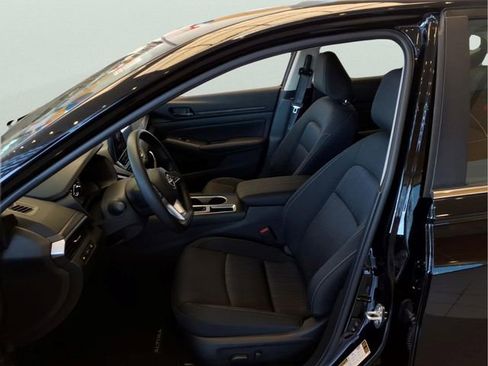 New 2026 Nissan Altima 2.5 SV FWD image 25