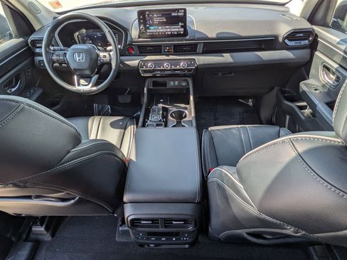 Certified 2025 Honda Pilot Elite image 25