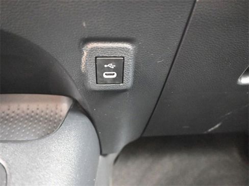 Certified 2023 Toyota Corolla SE image 4